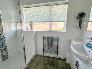 Photo 21- click for photo gallery